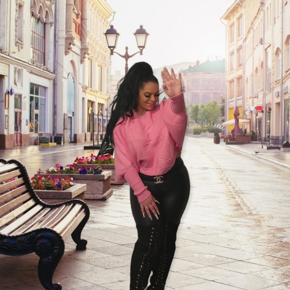 Meet your Posher, Posh - Picture 6 of 12